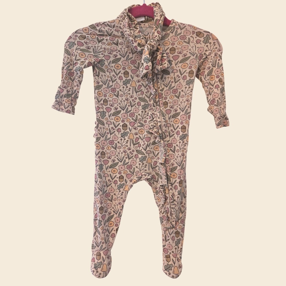 Angel Dear Bamboo Floral Mushroom Ruffle Footie and Headband Set 3-6M